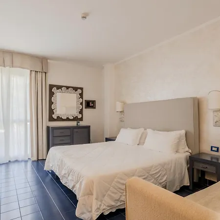 Hotel Hotiday Collection - Faraglioni Mattinata
