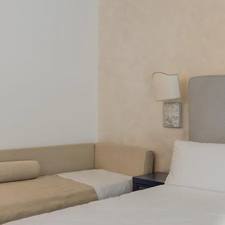 Hotel Hotiday Collection - Faraglioni 4*
