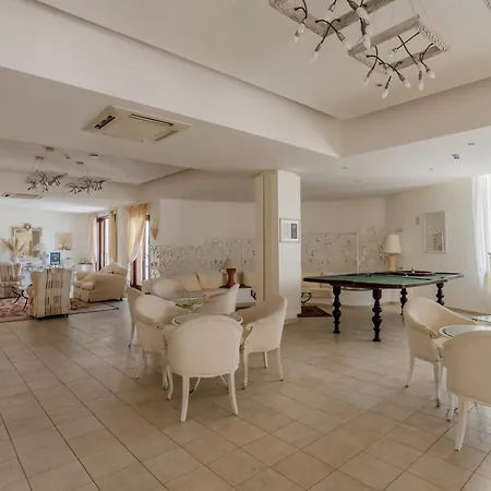 Hotel Hotiday Collection - Faraglioni 4*